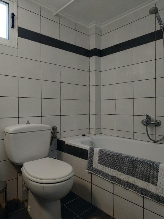 Epavlis Apartment Néa Péramos Extérieur photo