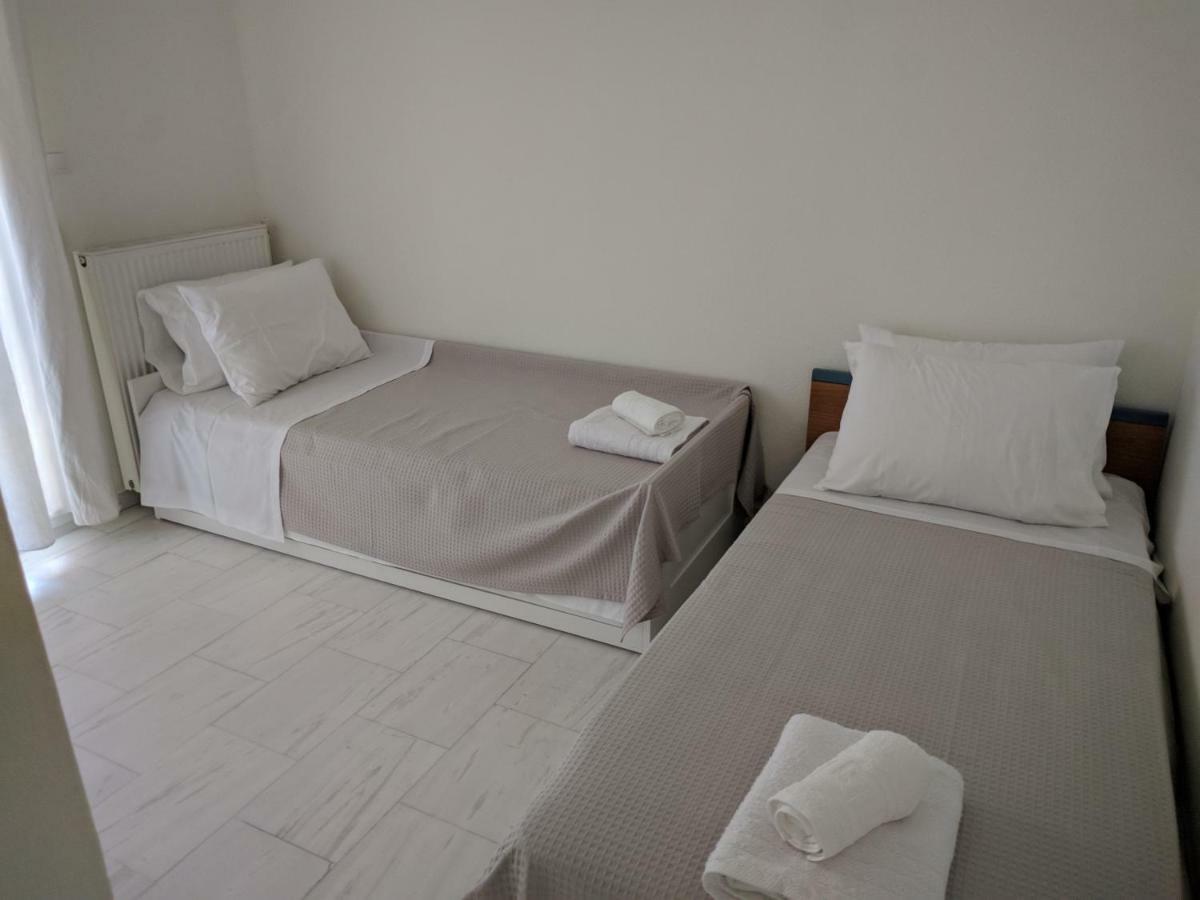 Epavlis Apartment Néa Péramos Extérieur photo